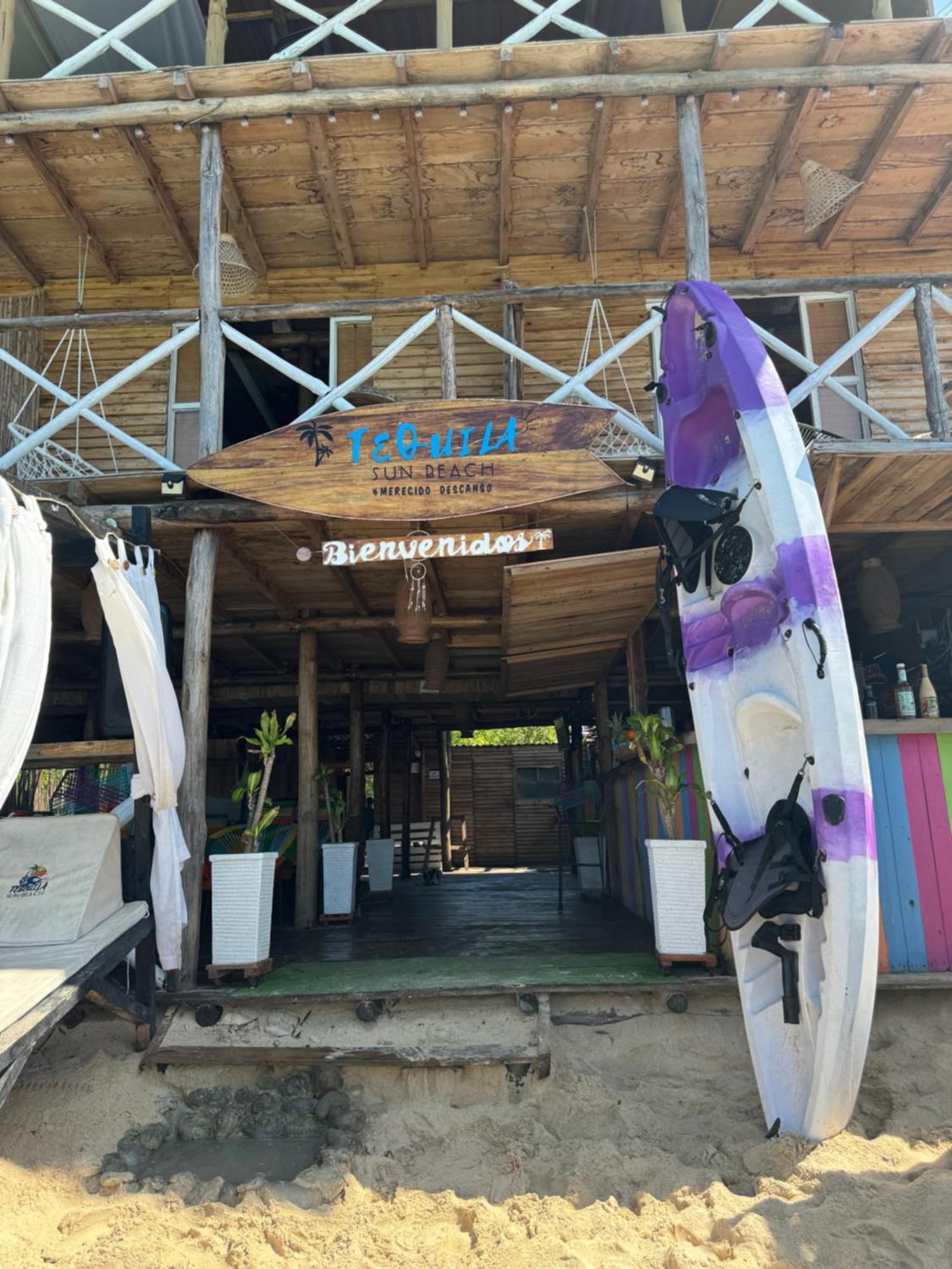 Tequila Sunbeach Baru Eco-Hotel Pendales Luaran gambar